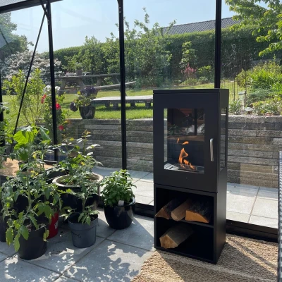 Cheyenne freestanding bioethanol fireplace in wood-burner stove style Cheyenne freestanding bioethanol fireplace in wood-burner stove style